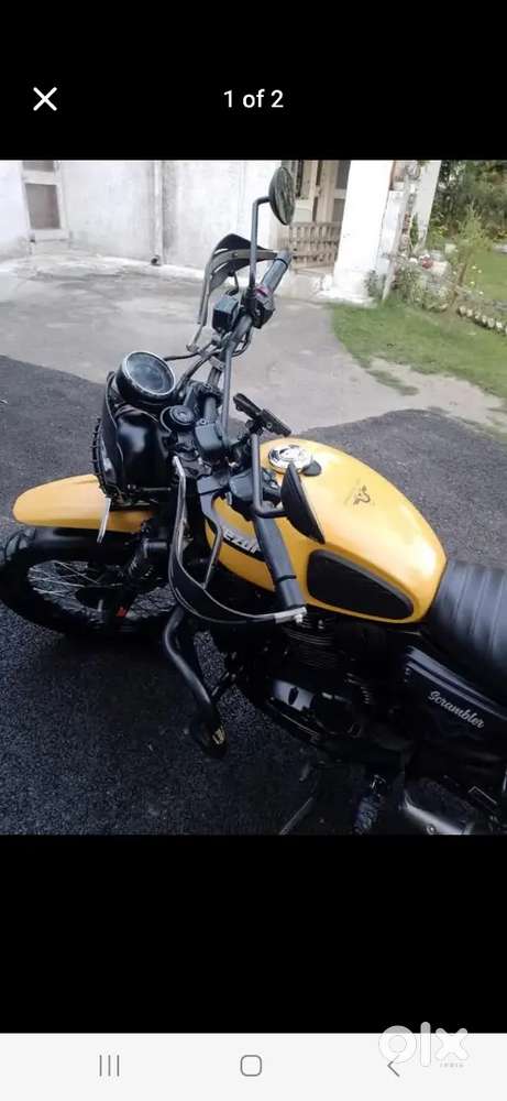 Yezdi scrambler