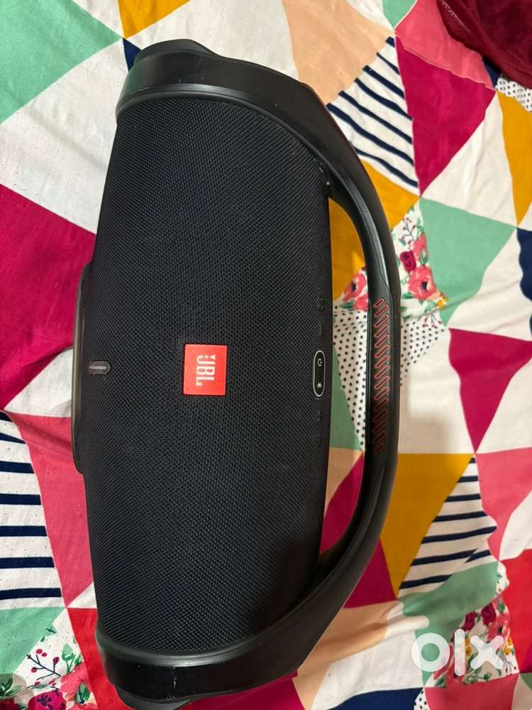 JBL Boombox 2