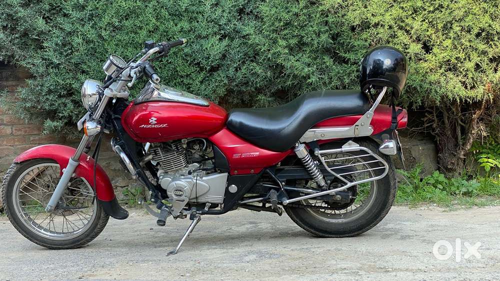 Bajaj Avenger 220 – 2014 Model  Mint Condition  Srinagar Regd.