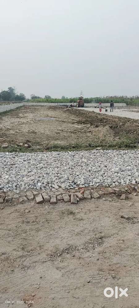 Top location north facing plot