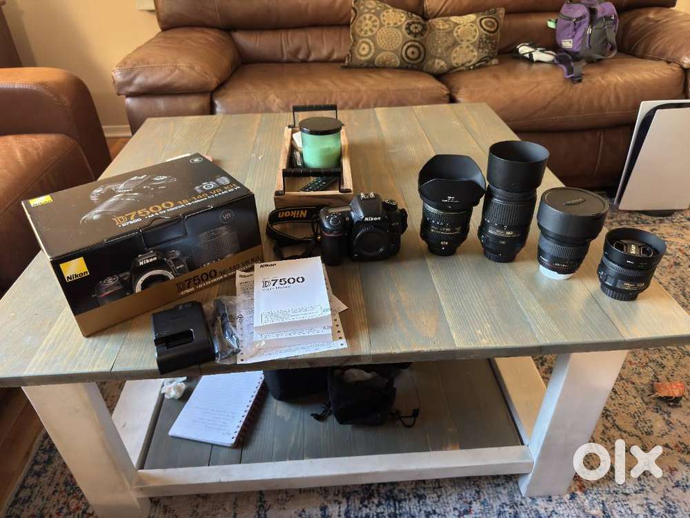 NEW ORIGINAL Nikon D7500 Original Packaging and 4 Lenses