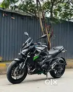 KAWASAKI Z800