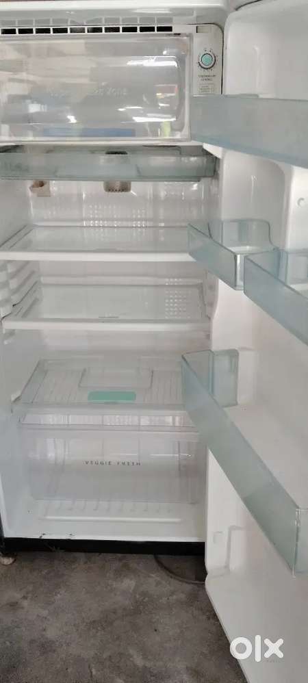 Whirlpool 3Star 310 litters.. Single Door Big Size Fridge