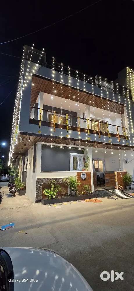 1 Room with Furnished Kitchen Available on Rent