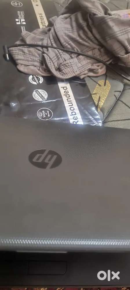 Sell laptop 4gb ram i3 processor 5 generation 500gb hard disk working