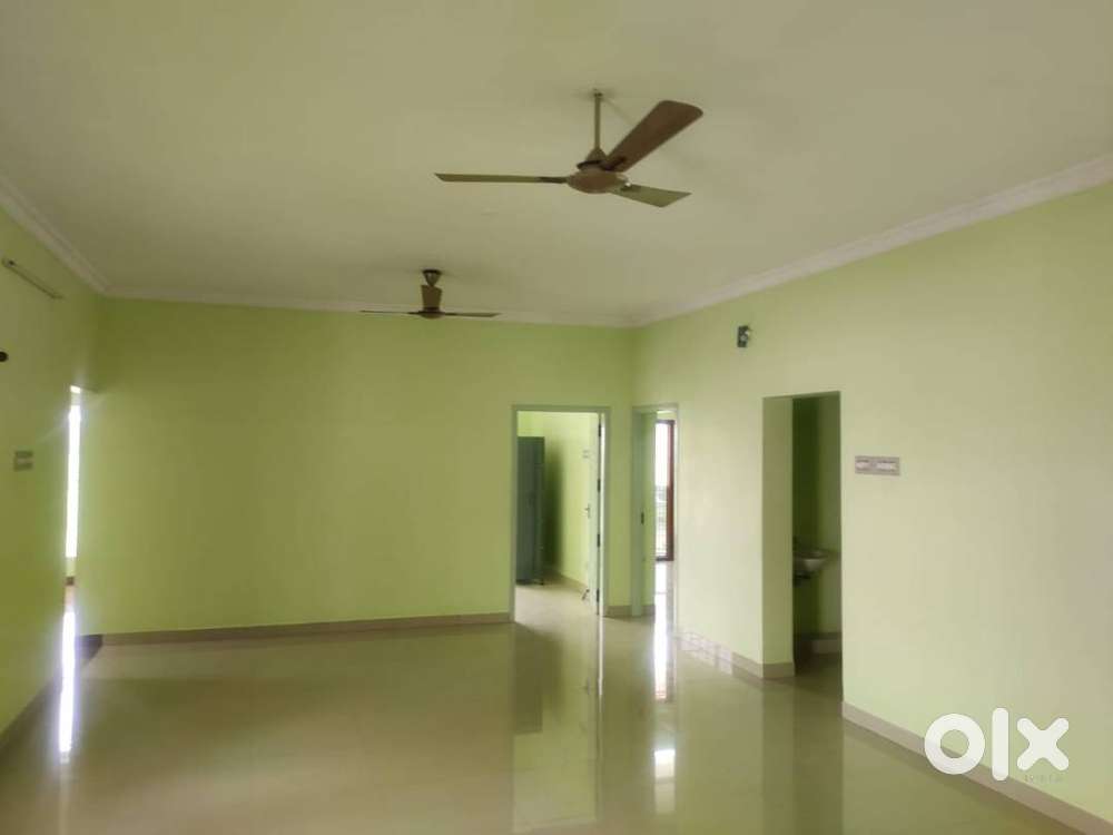 800Sqft Office Space Available in Saibaba Colony