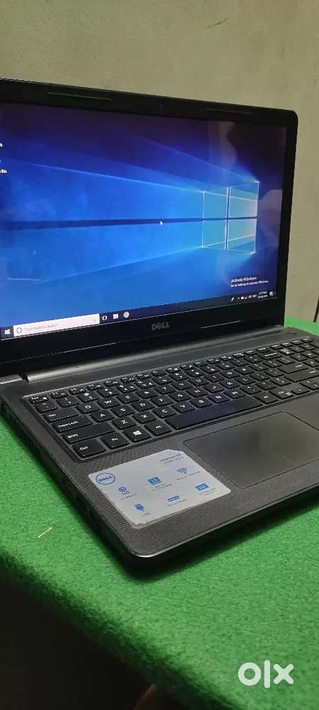 Dell Inspiron 15