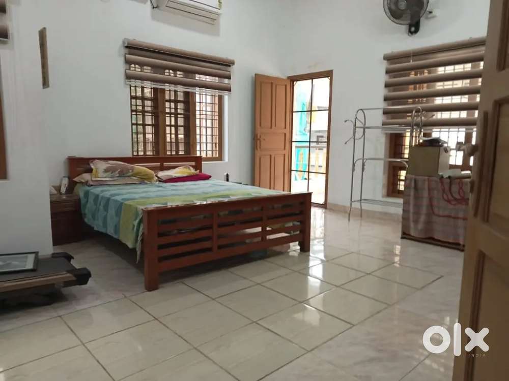 1Bhk Fully Furnished Flat For Rent Stedium Metro station Kaloor.