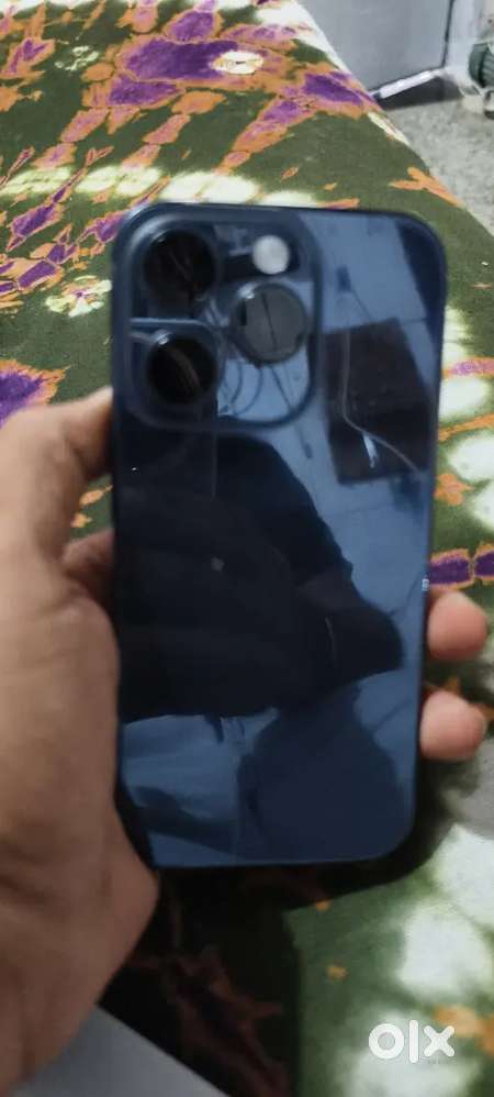 15 pro blue titanium