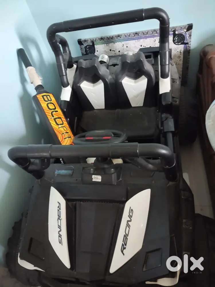 Battery operated kids Jeep