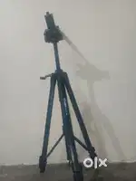 Digitek DRT 550LW metallic Tripod stand