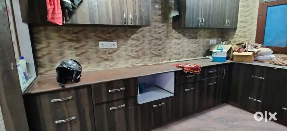 Rooms set for rent at shkti nagar near pawan ice cream lane