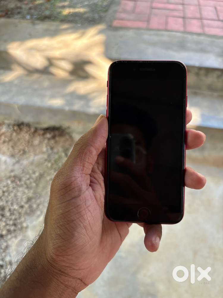 Iphone Se 2020 red 64gb phone original display