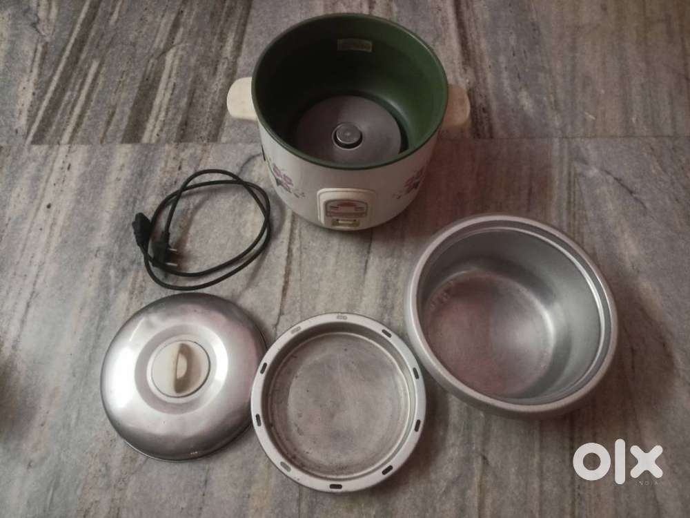 Electrical rice cooker and DVD player