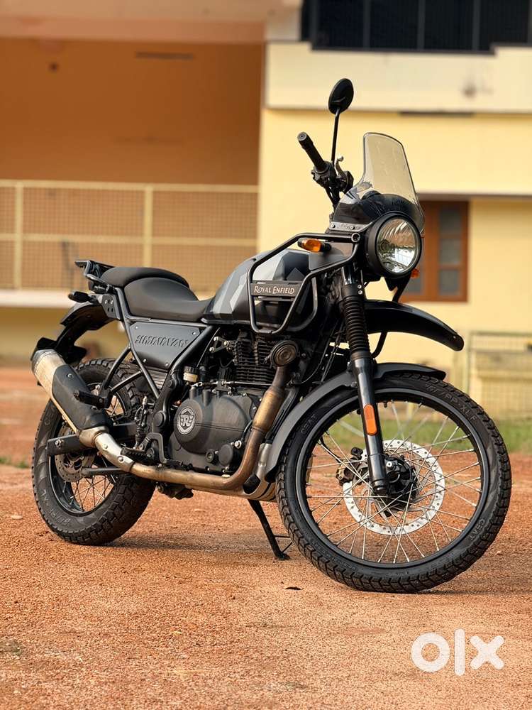 Royal Enfield Himalayan 411cc 2023 model. only 7288 km run.