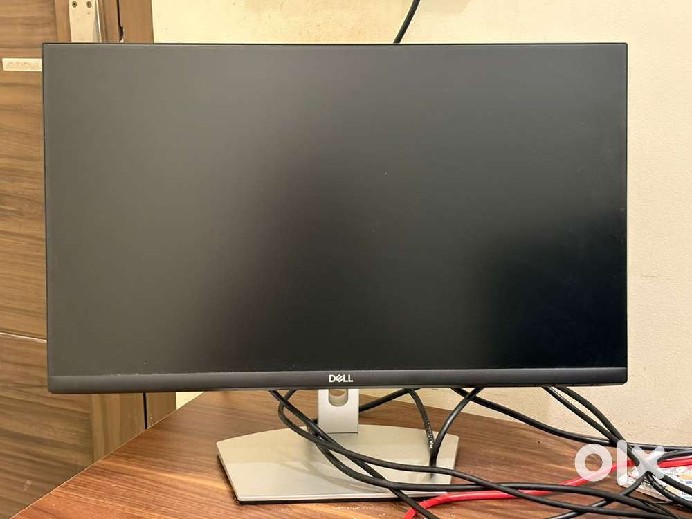 Dell OptiPlex3000 Desktop PC with 22 Dell Monitor