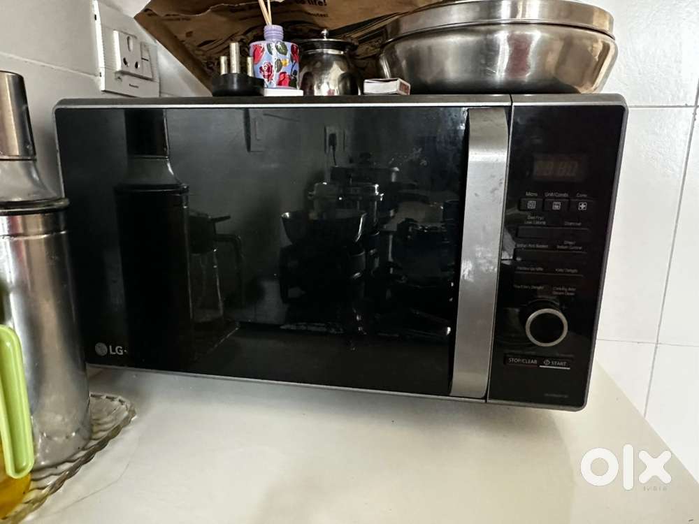 LG 28L Charcoal Microwave Oven ( MJ2887BFUM.DBKQILN, Black )