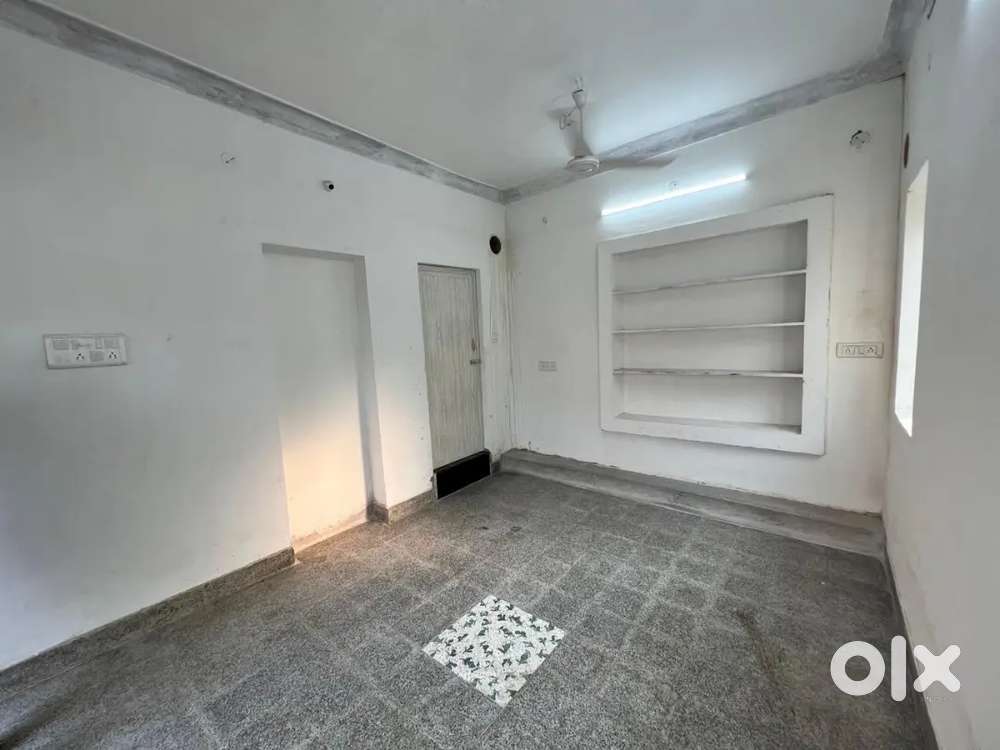 Office/House Space for Rent/lease in Anna Nagar & Tirumangalam