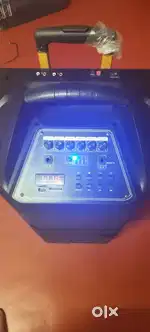 Deltron dj trolley speaker new 2month old