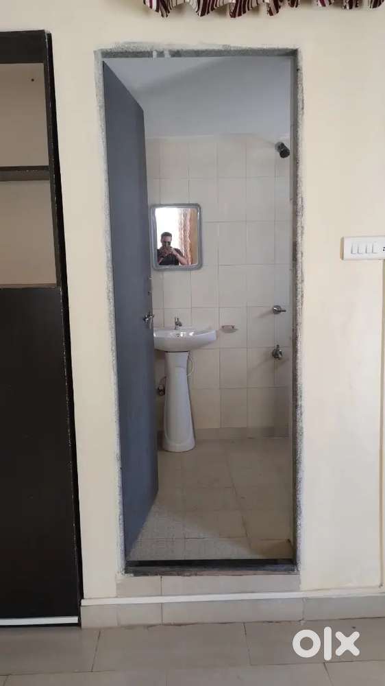 Office space available for rent on