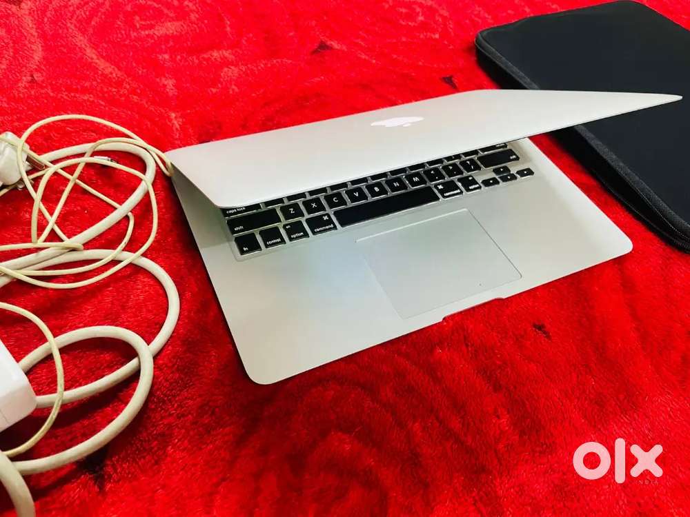 MacBook Air 2017 8gb ram