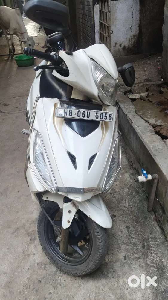 Maestro scooty for sell