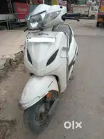 Activa 4g model