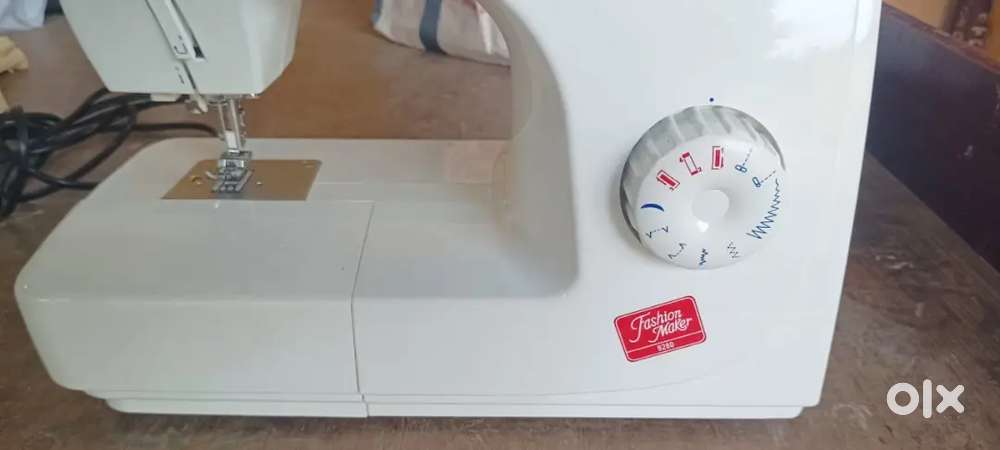 Singer 8280 sewing machine