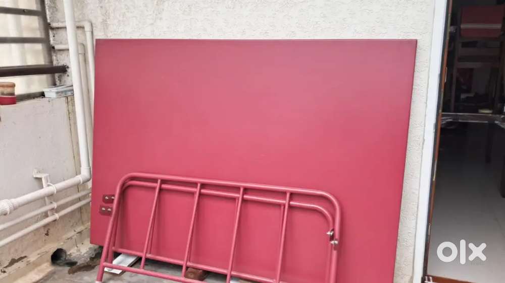 Iron Cot queen size