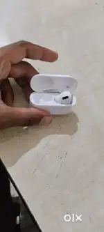 Bluetooth airbuds