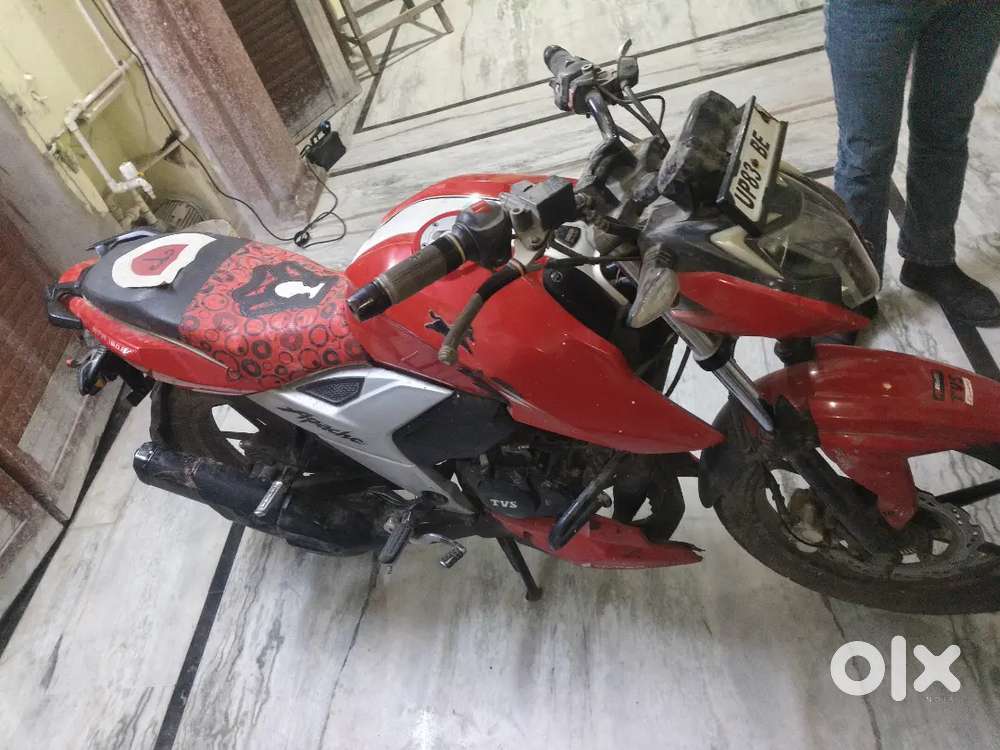TVS APACHE RTR 160 4v 2021