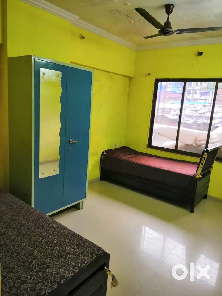 Pg in 3 sharing opposite Andheri Station west near to Metro Station