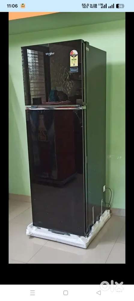 Brand new Whirlpool Frazer only one month old