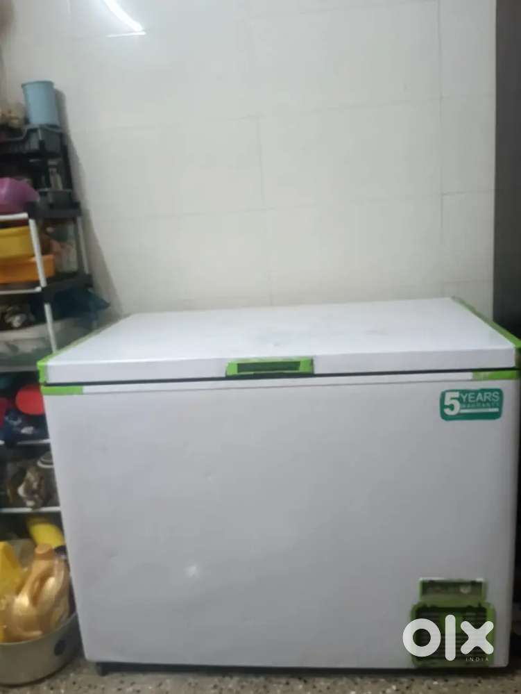 Deep freezer