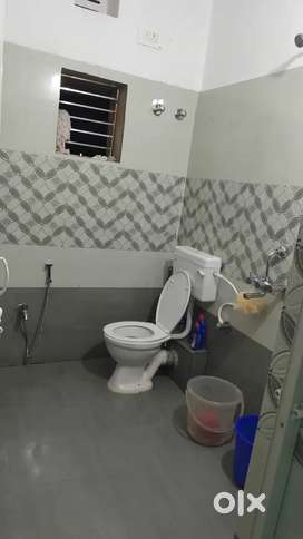 8000 rent.2667 per head