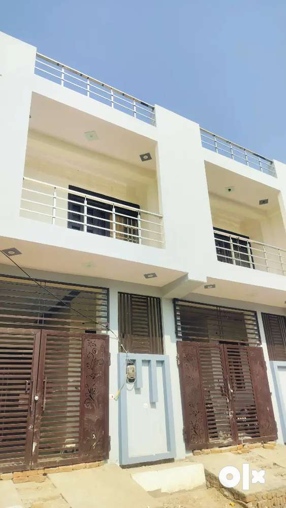 75 Gaj villa dubble story near by road affordable price
