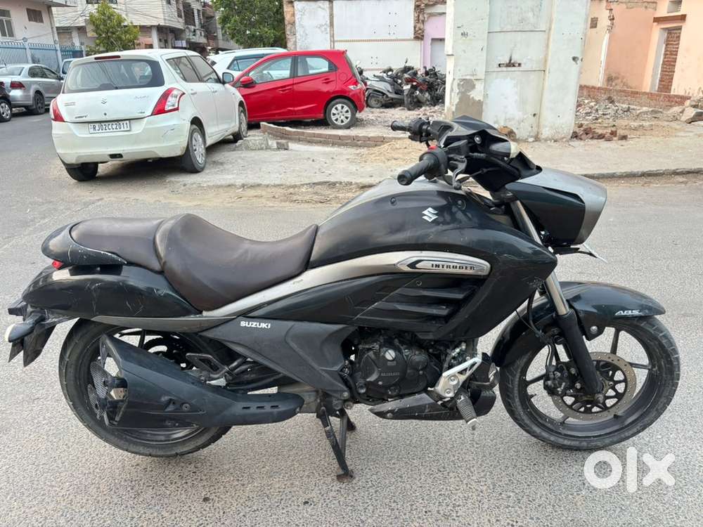 Intruder 2018 model Excellent condition