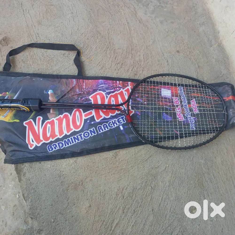 Badminton racket