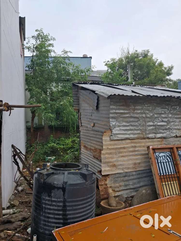 Land for sale 1.5 cents, near KB Mahal, chinthamani