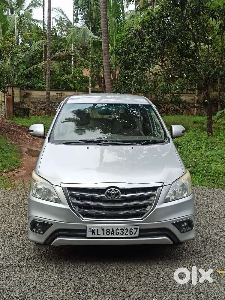 Toyota Innova v-option 2012 Diesel 149500 Km Driven