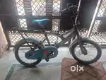 Kids cycle 9 to 10 years