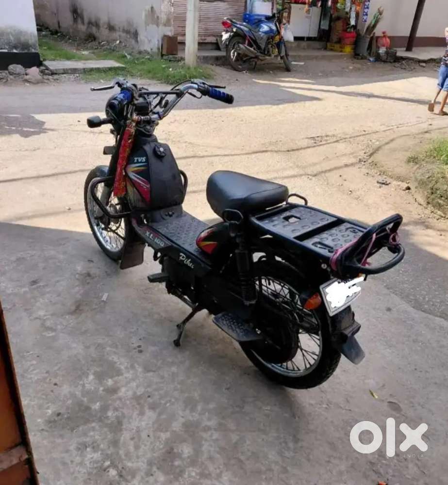 Tvs super Luna low price bbsr bike scuty plot petrol  parts