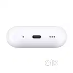 Apple Airpods pro with type c case