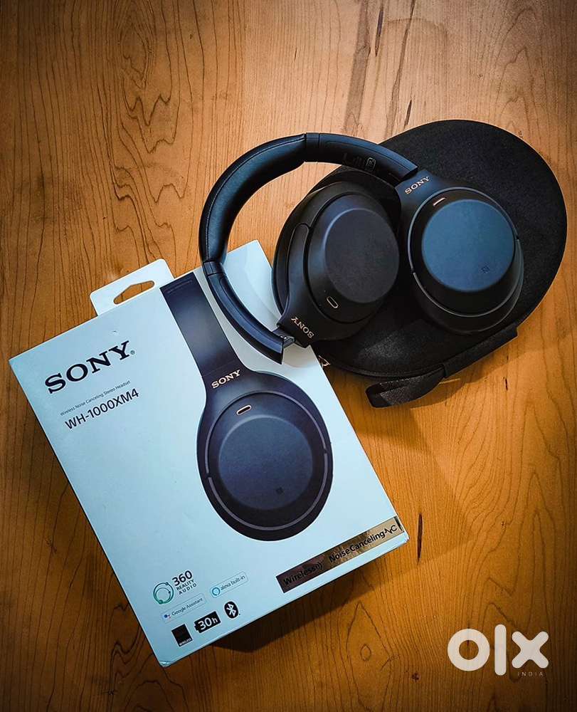 Sony WH-1000XM4 ( noise cancellation)