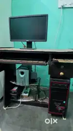 Selling DELL Desktop PC with Windows 7 - Good for Home/Office Use