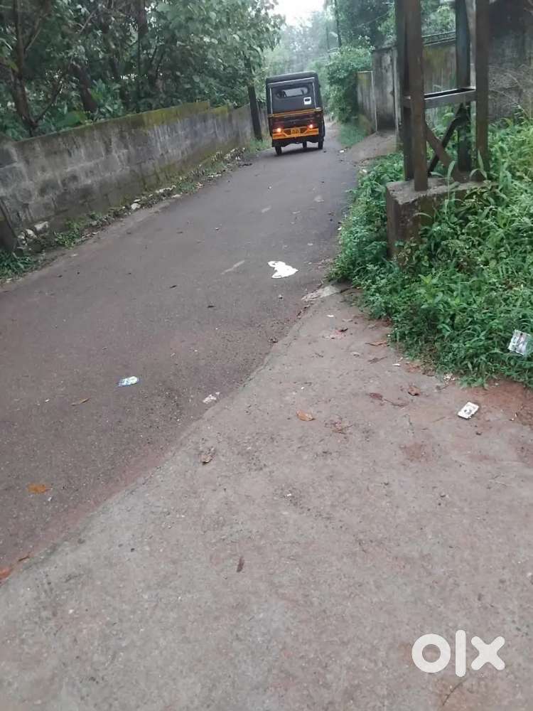 5.25 cent near vattiyoorkavu vssc