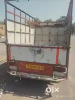 Ashok Leyland dost 8 ft