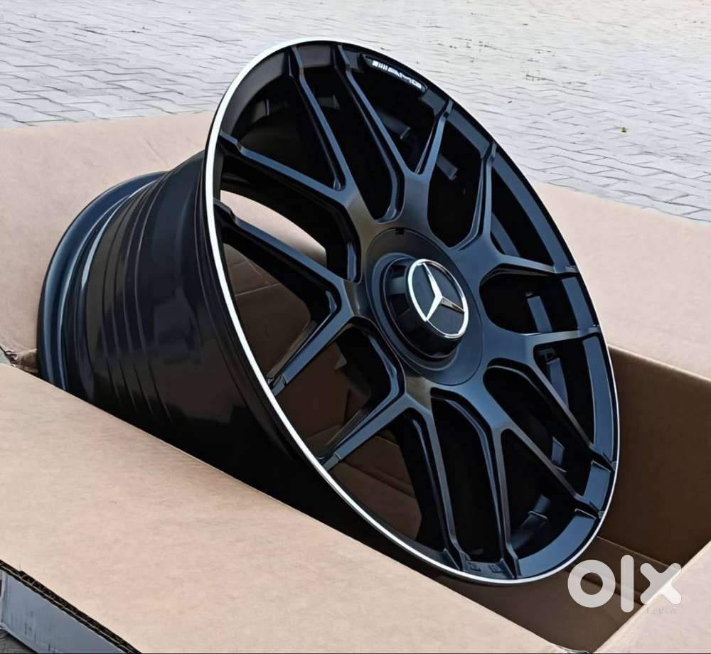 MERCEDES AMG ALLOY WHEELS 18 INCH SET OF 4 (BRAND NEW)