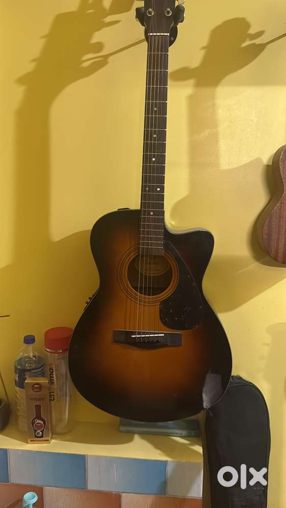 Yamaha fsx315c, Cort M200 Lespaul, Zoom G5n