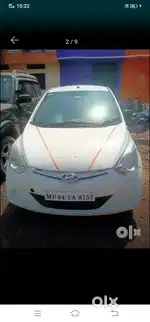 Eon 2016 modal 2nd owner orignal full kadak 1 numbar gadi